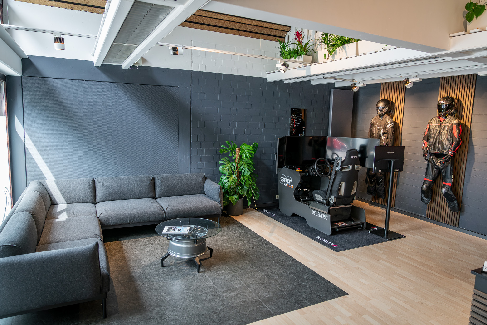 Lounge mit Felgentisch